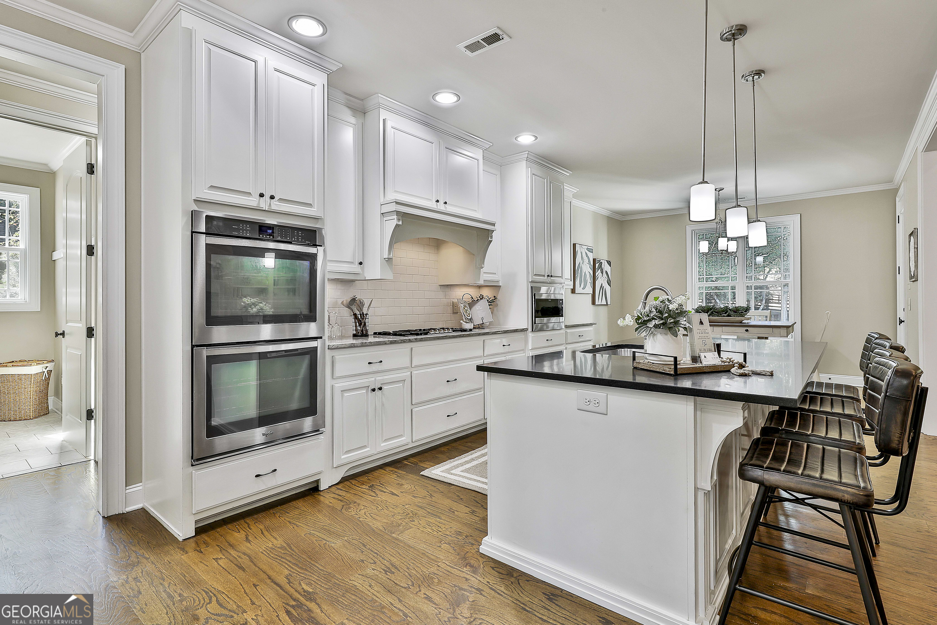 Lake Redwine - Residential