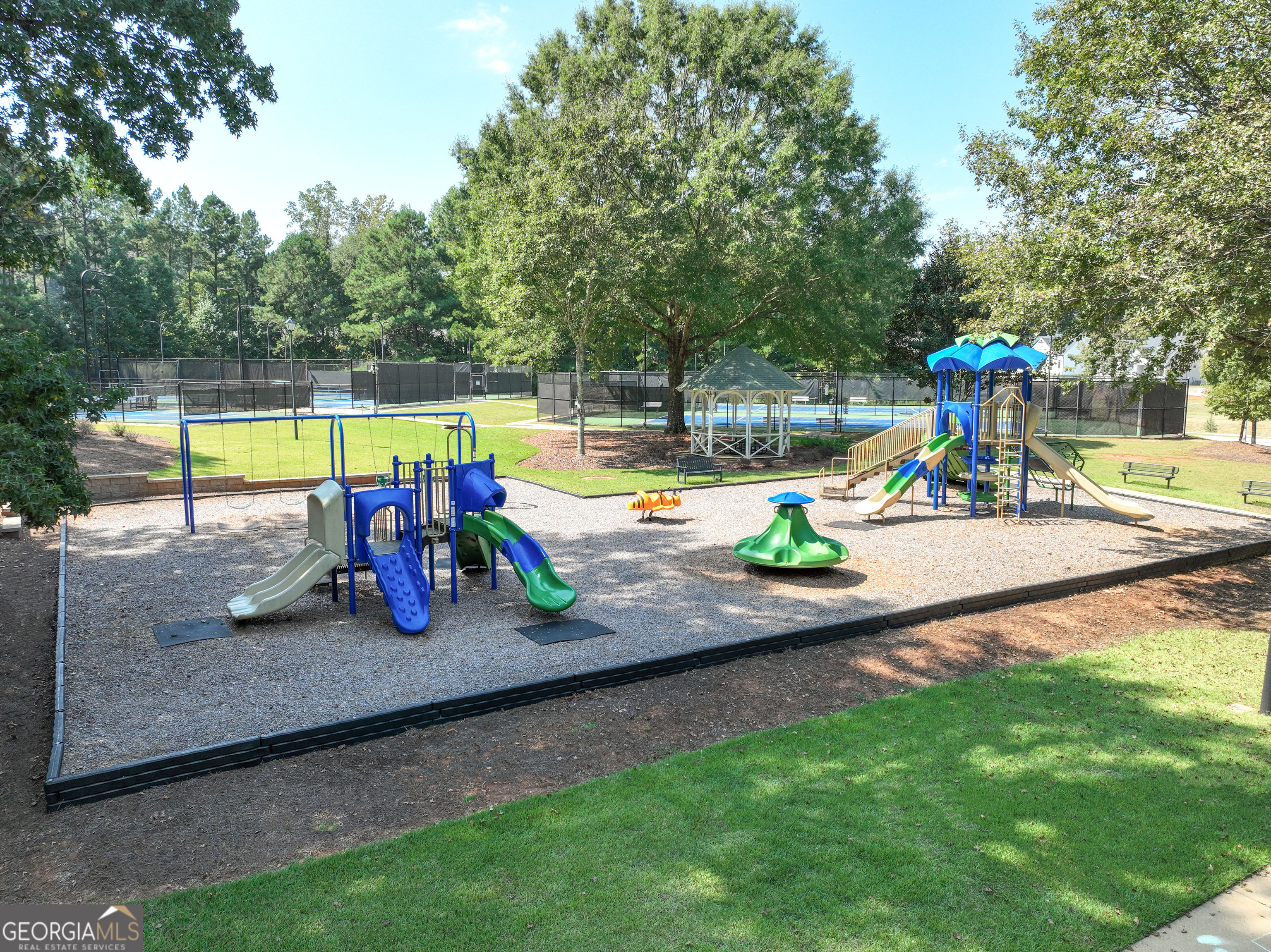 Lake Redwine - Residential