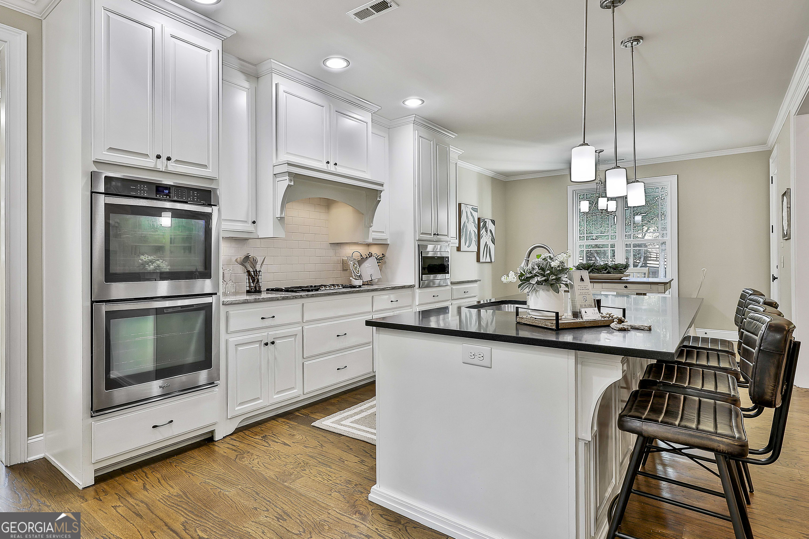 Lake Redwine - Residential