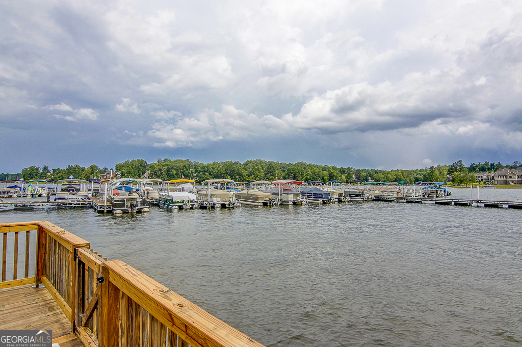 Lake Redwine - Residential