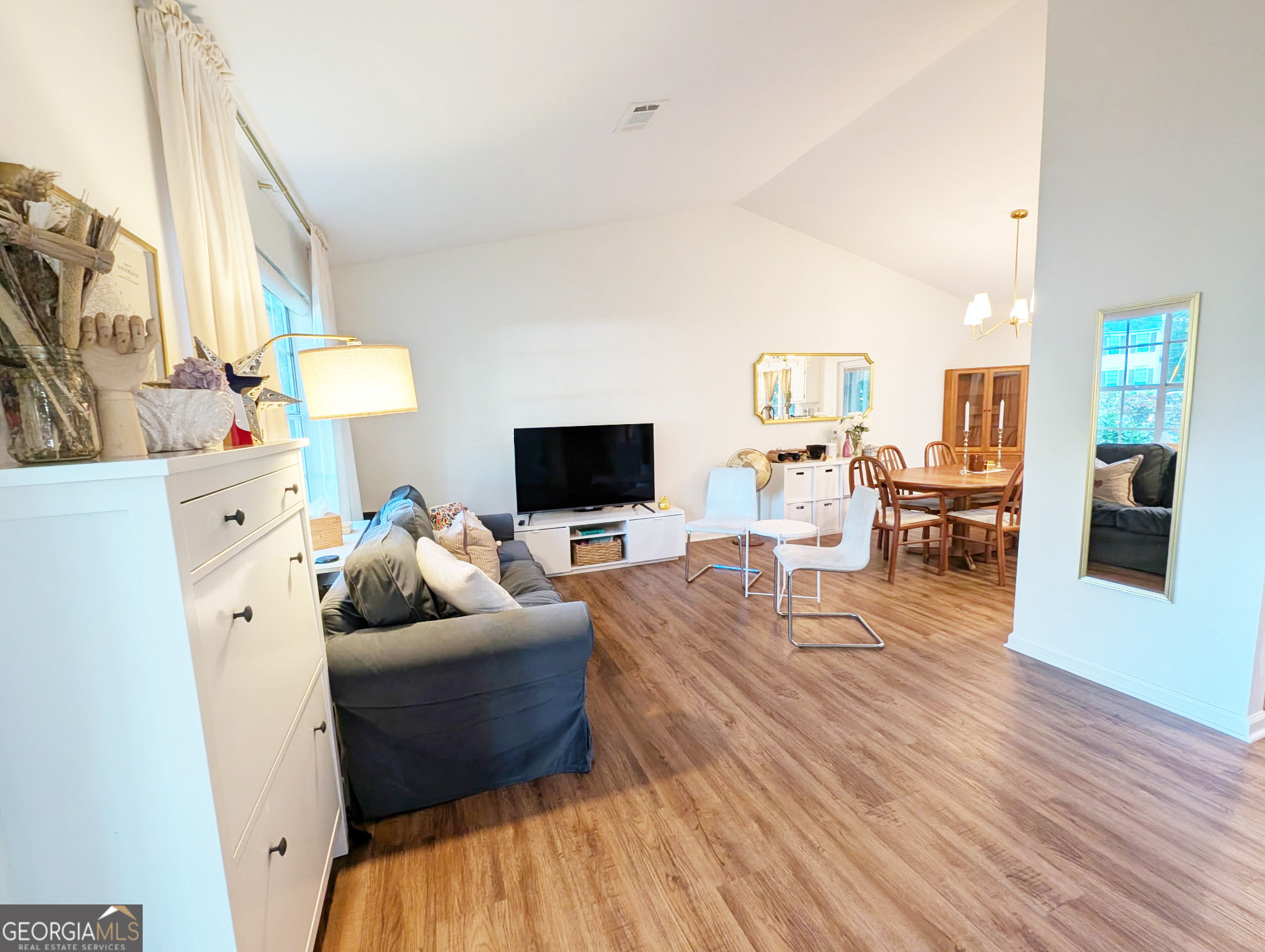 5988 Eton CT