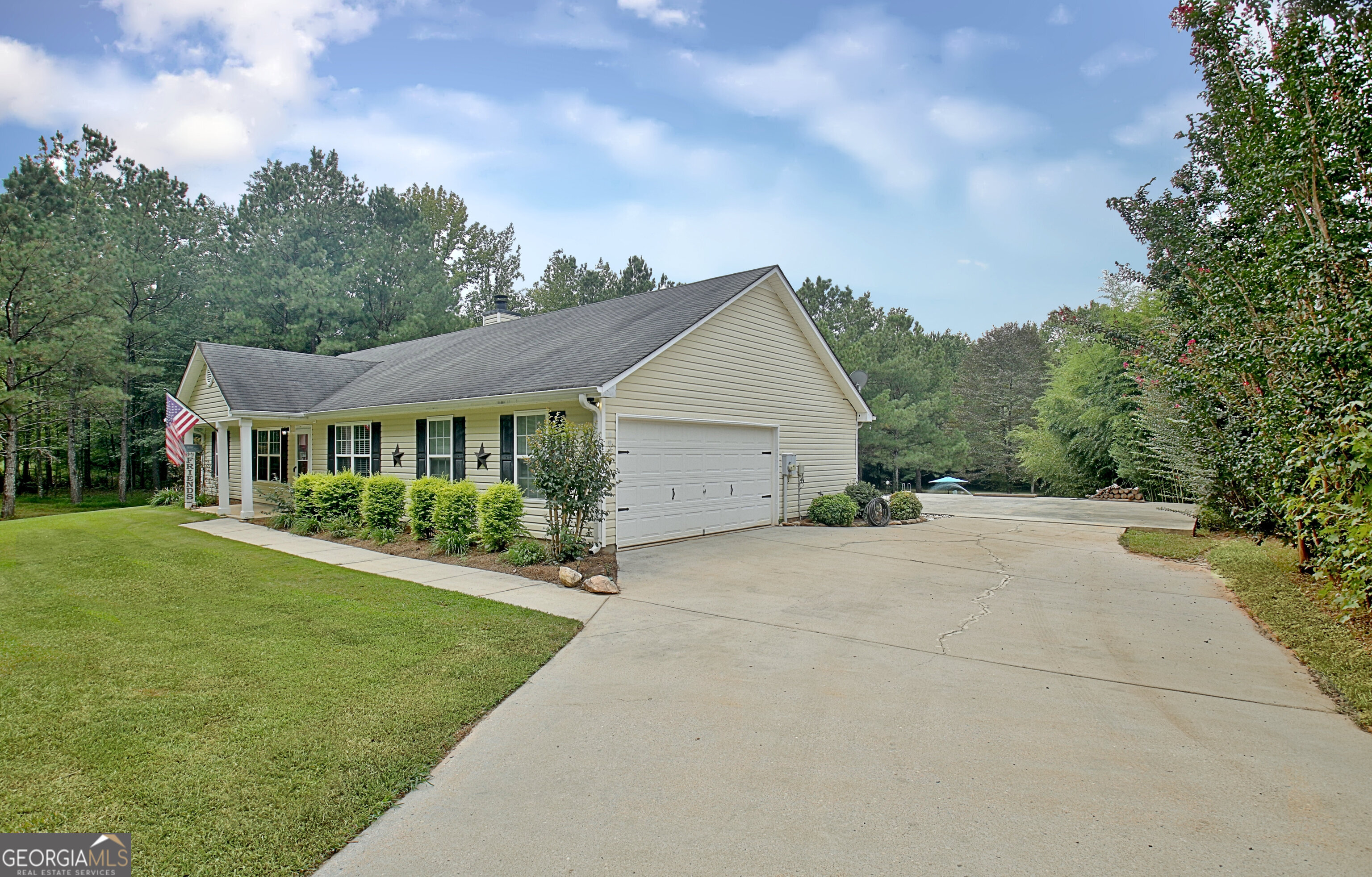 107 Roy RD