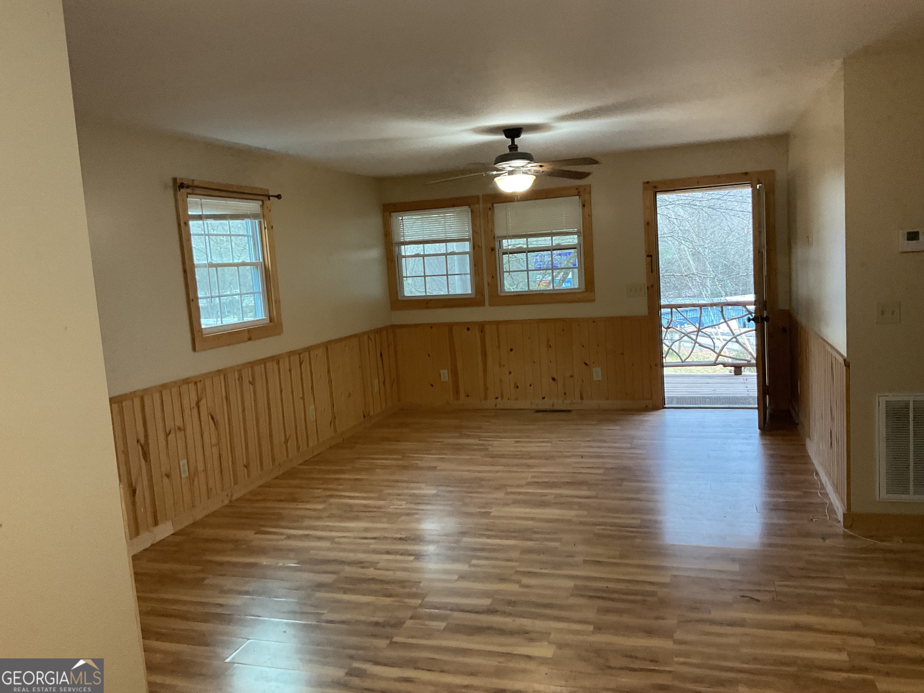 18 Charlie Mtn. Road