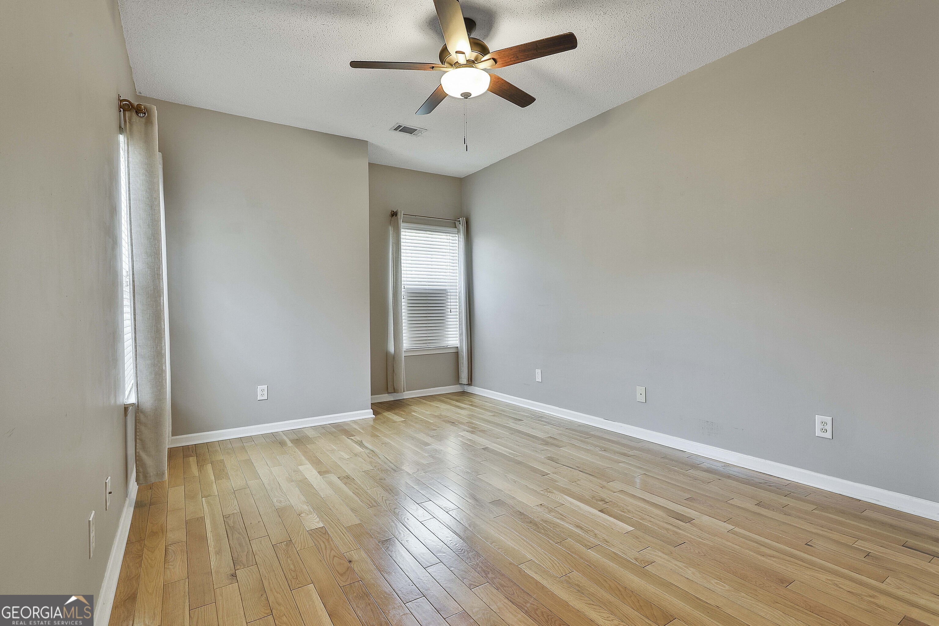 Peachtree City, Georgia 30269, United States, 3 Bedrooms Bedrooms, ,4 BathroomsBathrooms,Residential,Active,135850