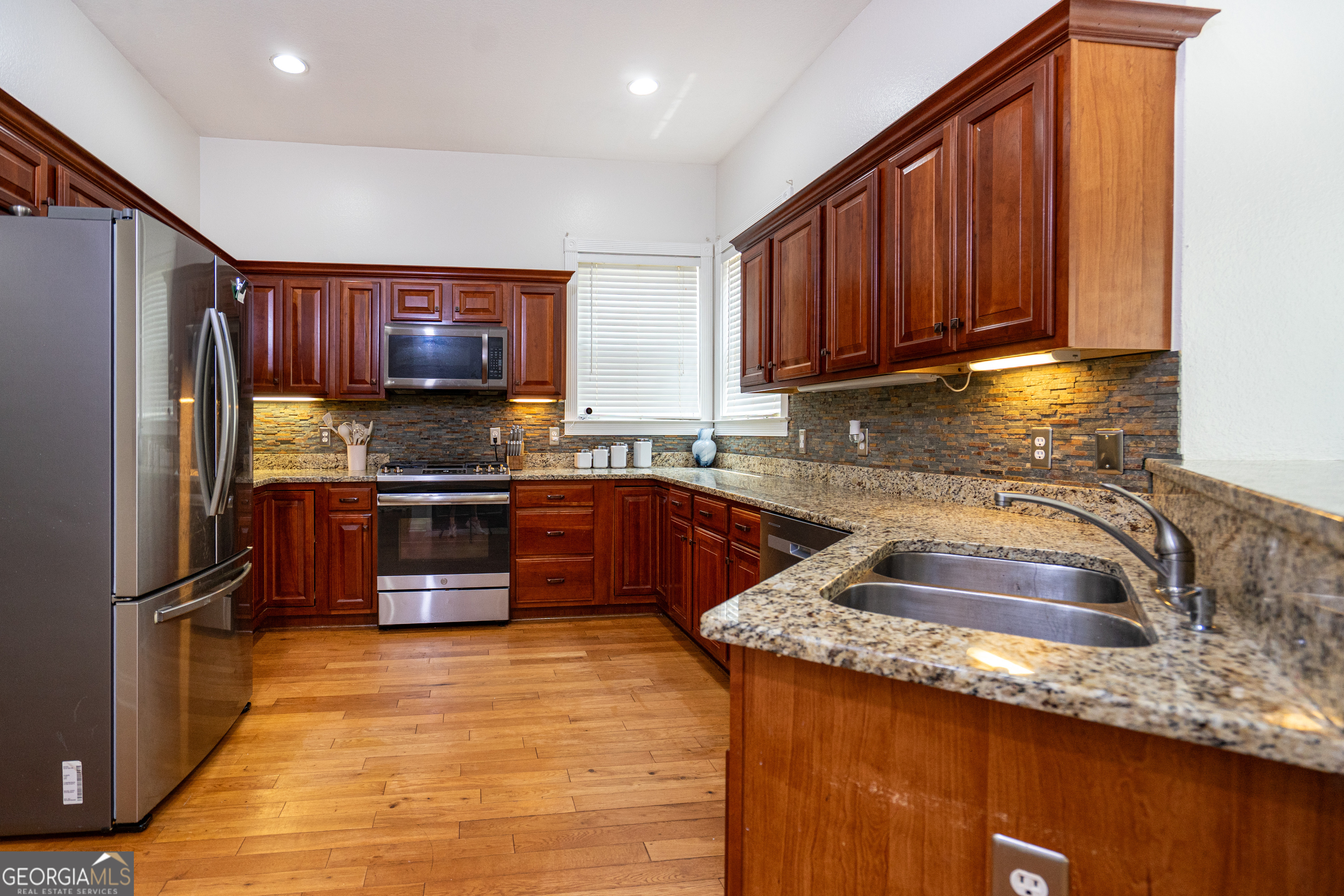 1671 Hightower RD