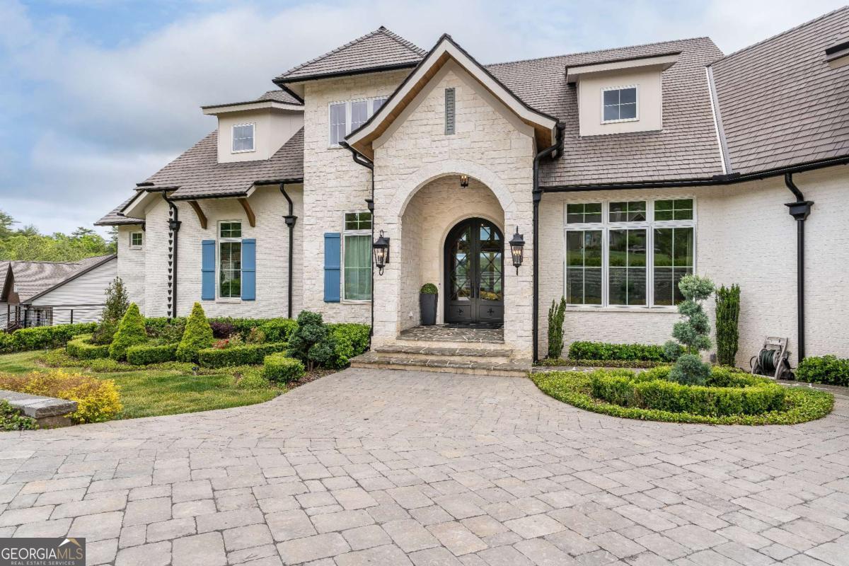 488 Big Knoll DR