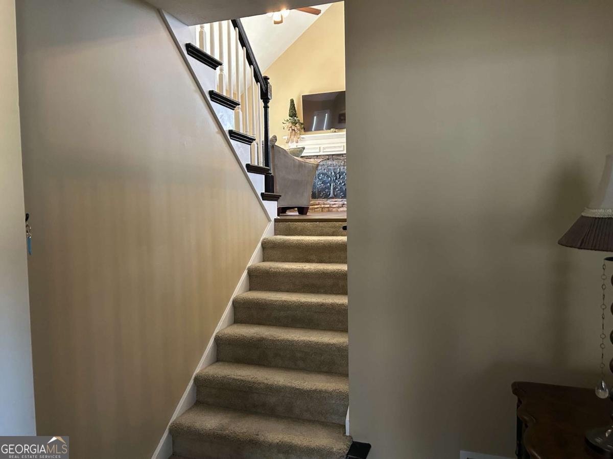 2550 Valley Ridge DR