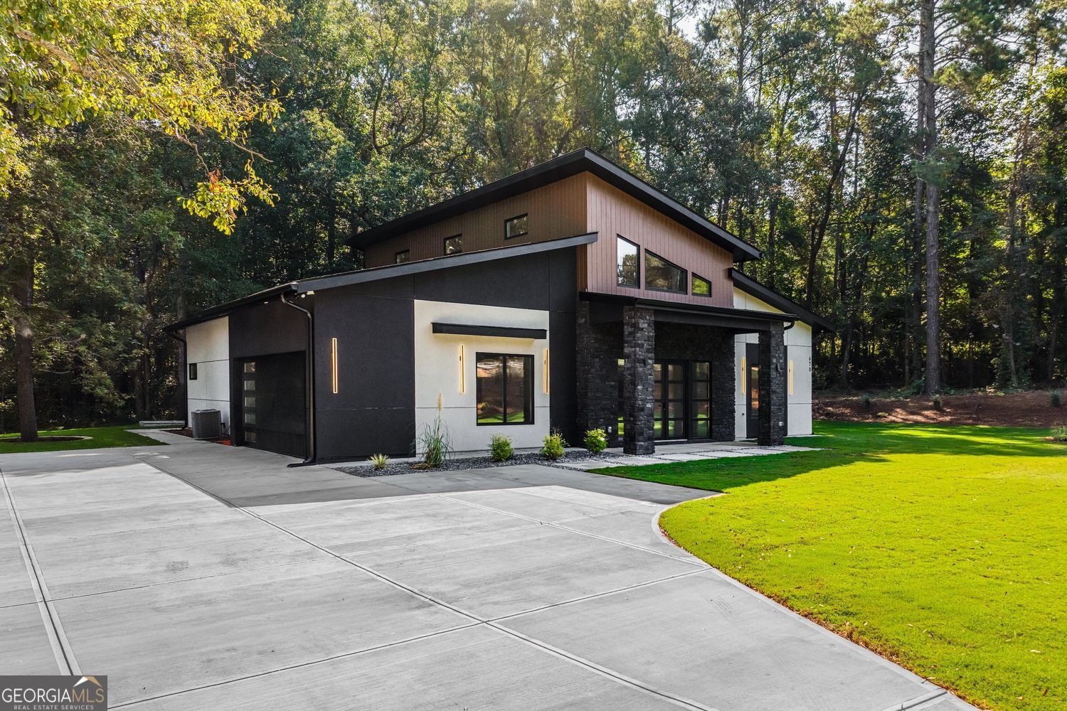 670 Loganville HWY