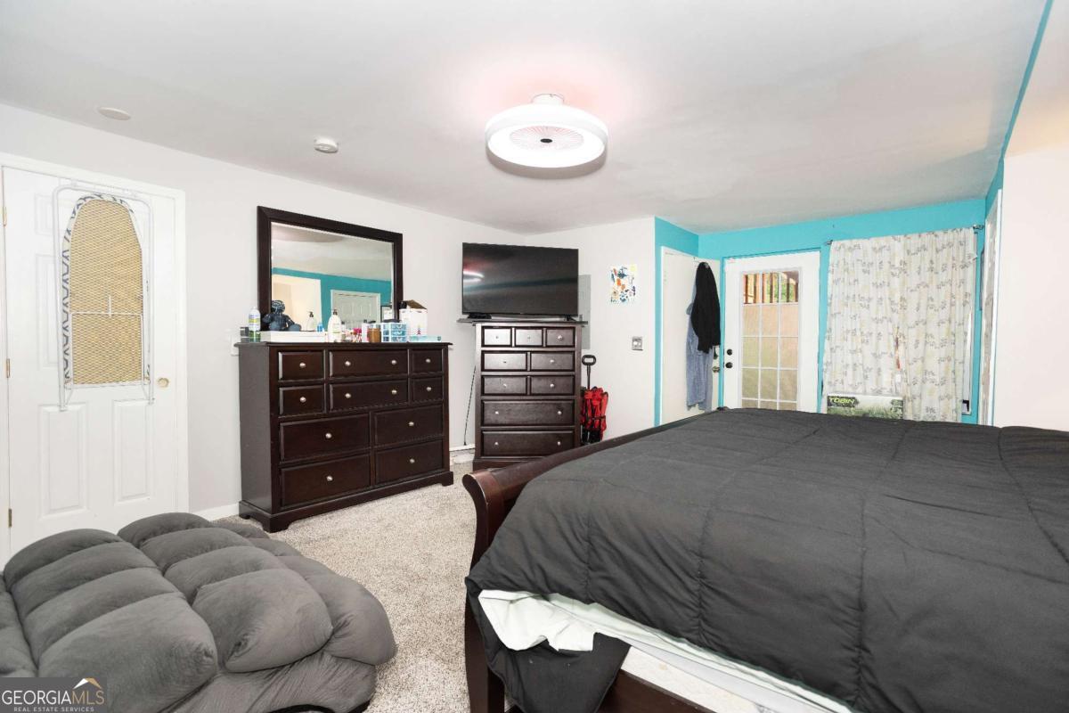 Eagle Glen - Residential