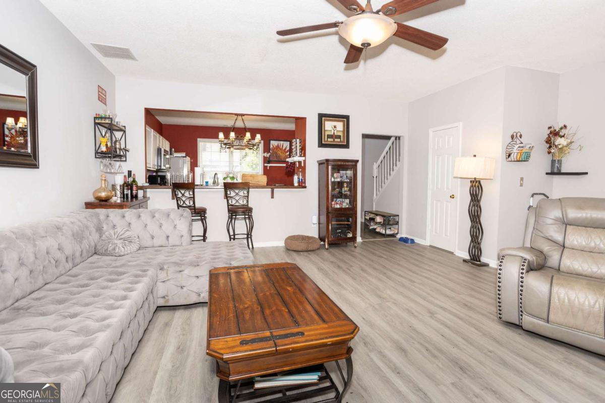Eagle Glen - Residential