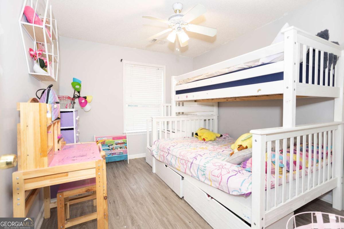 Eagle Glen - Residential
