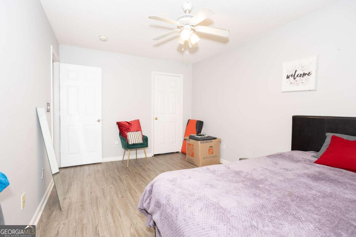 Eagle Glen - Residential
