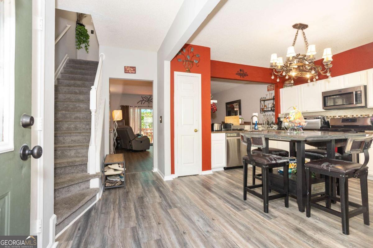 Eagle Glen - Residential