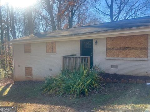 Photo of 2785 BATTLE FORREST Drive, Decatur, GA 30034 (MLS # 10540096)