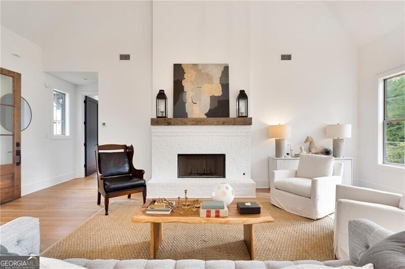 155 Arbor Garden CIR