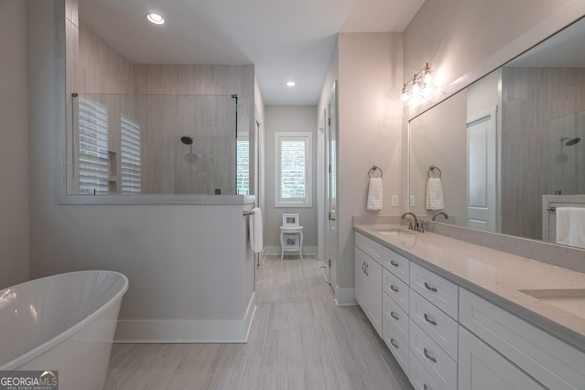 Greensboro, Georgia 30642, United States, 4 Bedrooms Bedrooms, ,4 BathroomsBathrooms,Residential,Active,194965