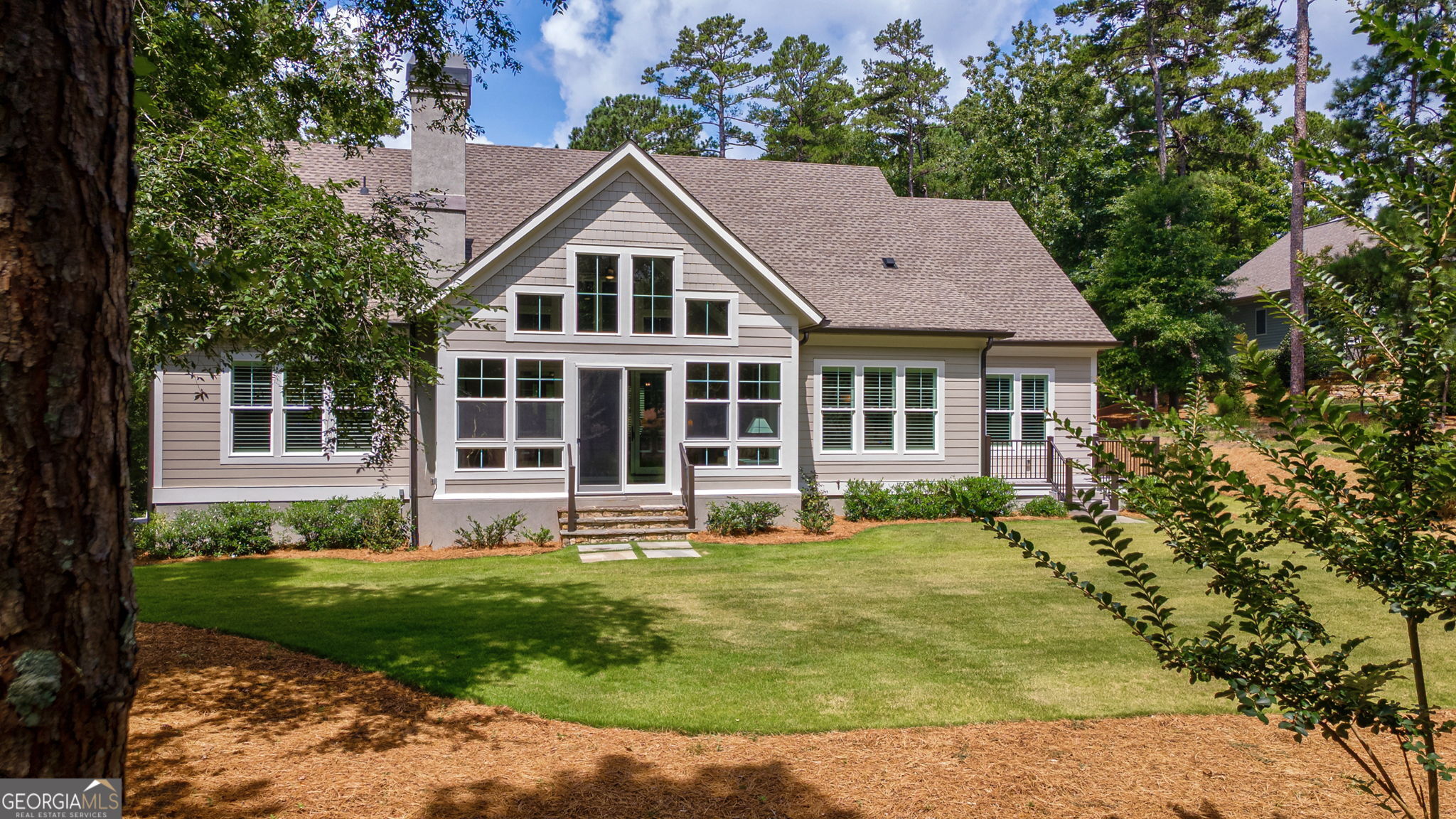 1020 Hardwood HOLW