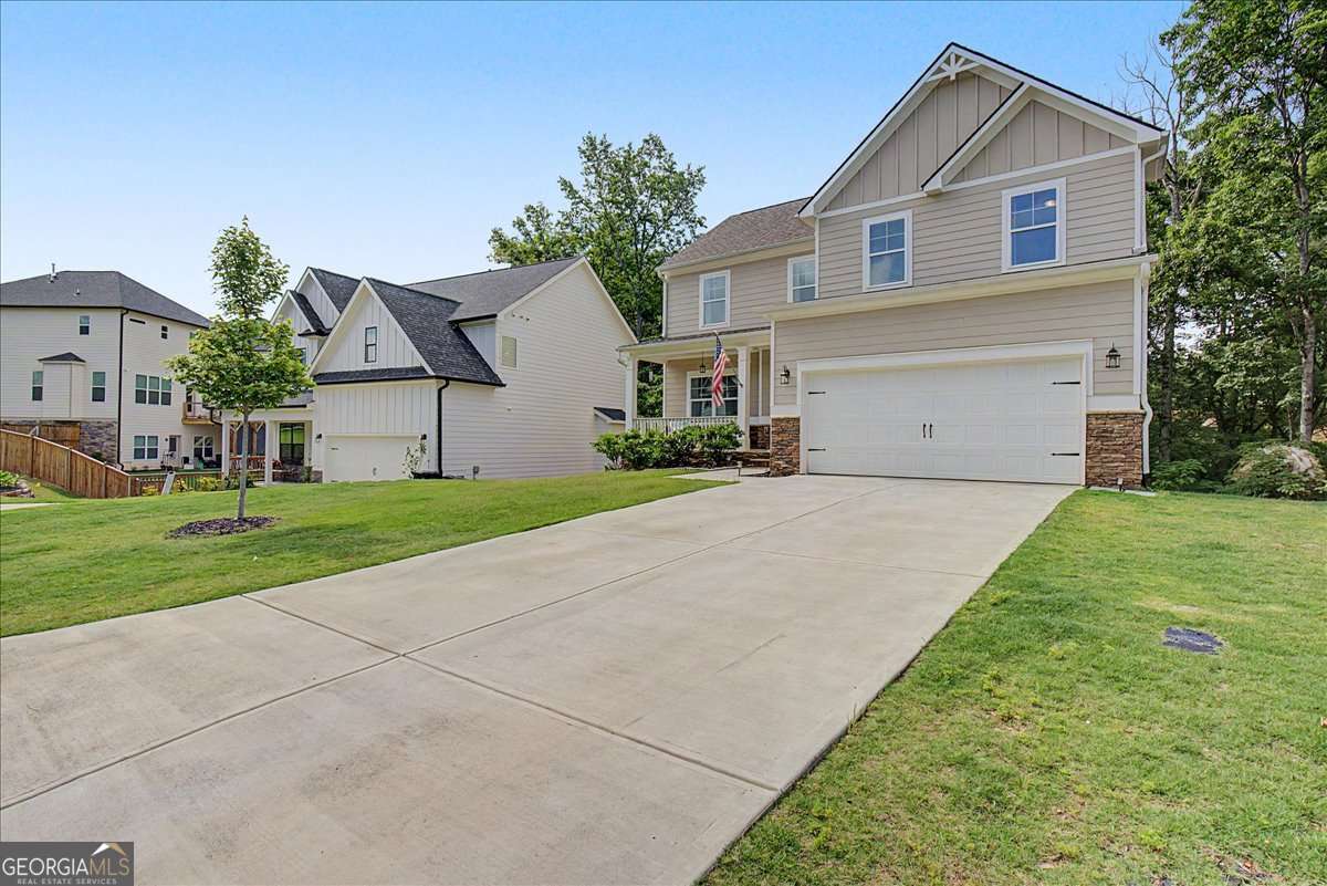 12 Ashwood DR SE