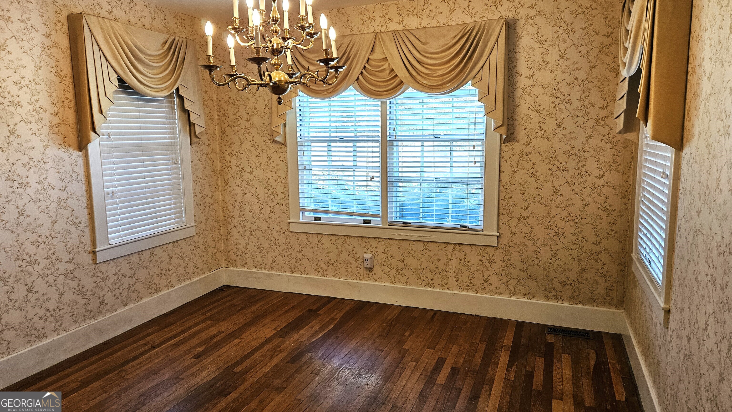 Sylvania, Georgia 30467, United States, 4 Bedrooms Bedrooms, ,2 BathroomsBathrooms,Residential,Pending,202136