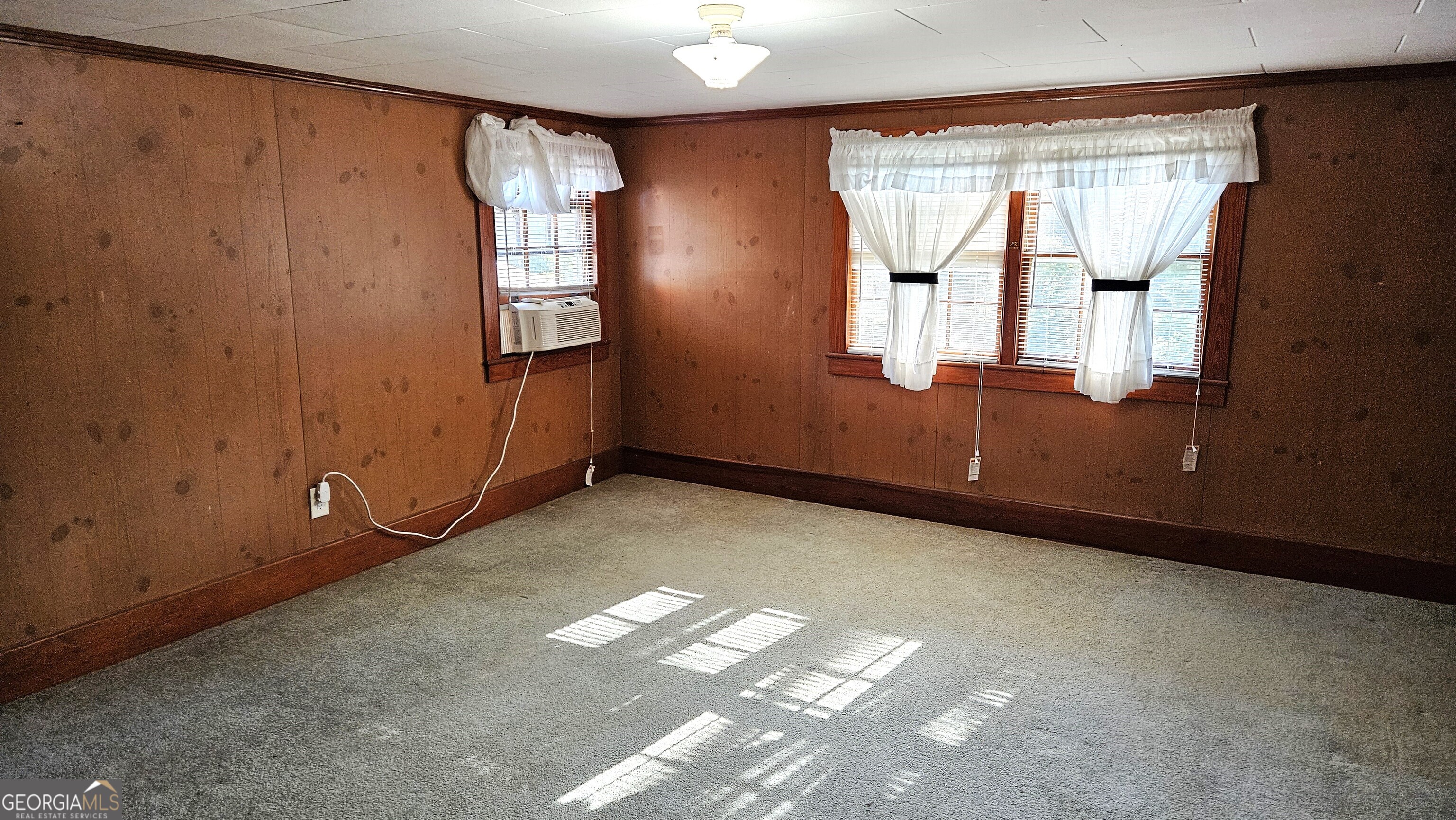 Sylvania, Georgia 30467, United States, 4 Bedrooms Bedrooms, ,2 BathroomsBathrooms,Residential,Pending,202136