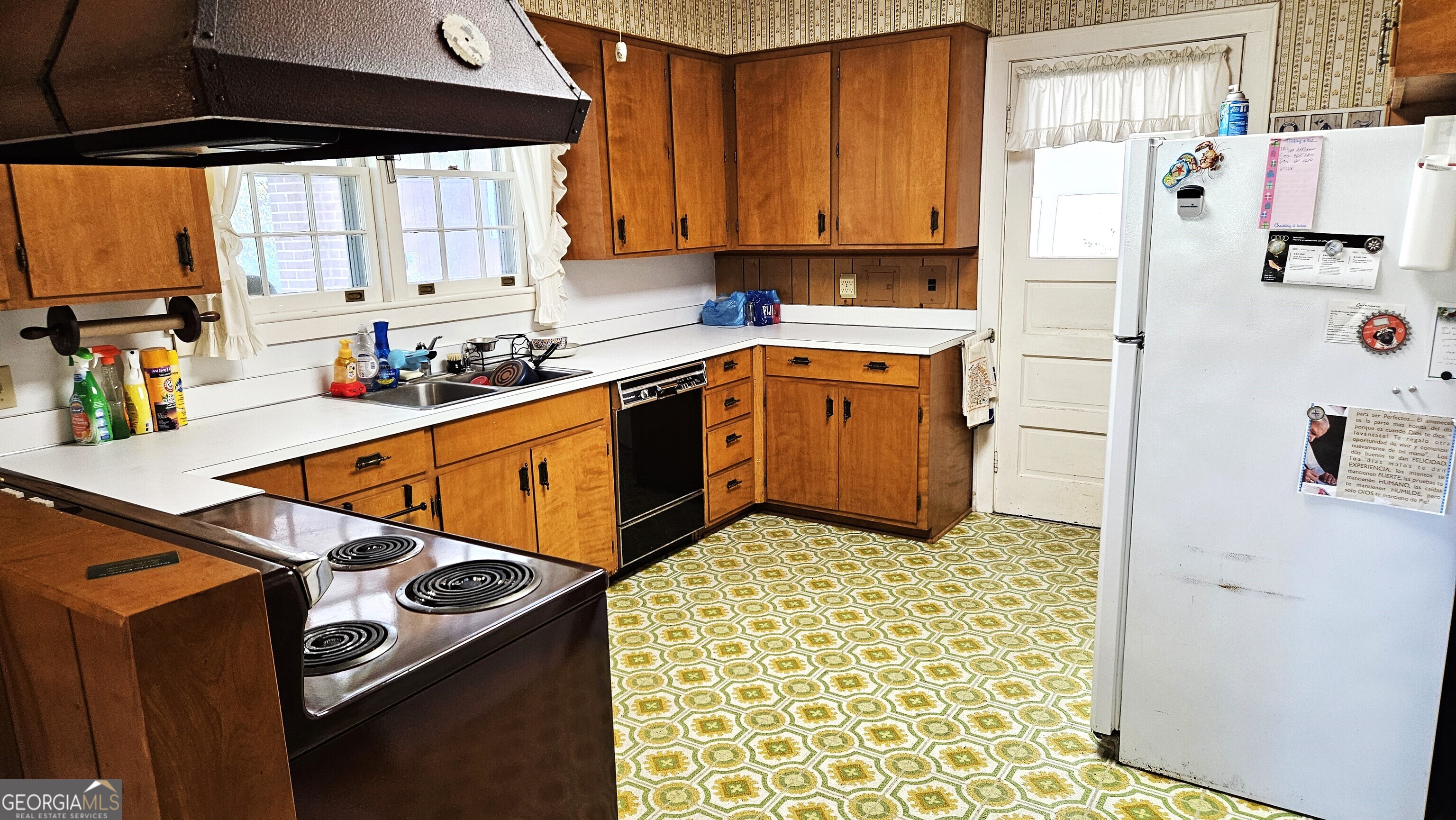 Sylvania, Georgia 30467, United States, 4 Bedrooms Bedrooms, ,2 BathroomsBathrooms,Residential,Pending,202136