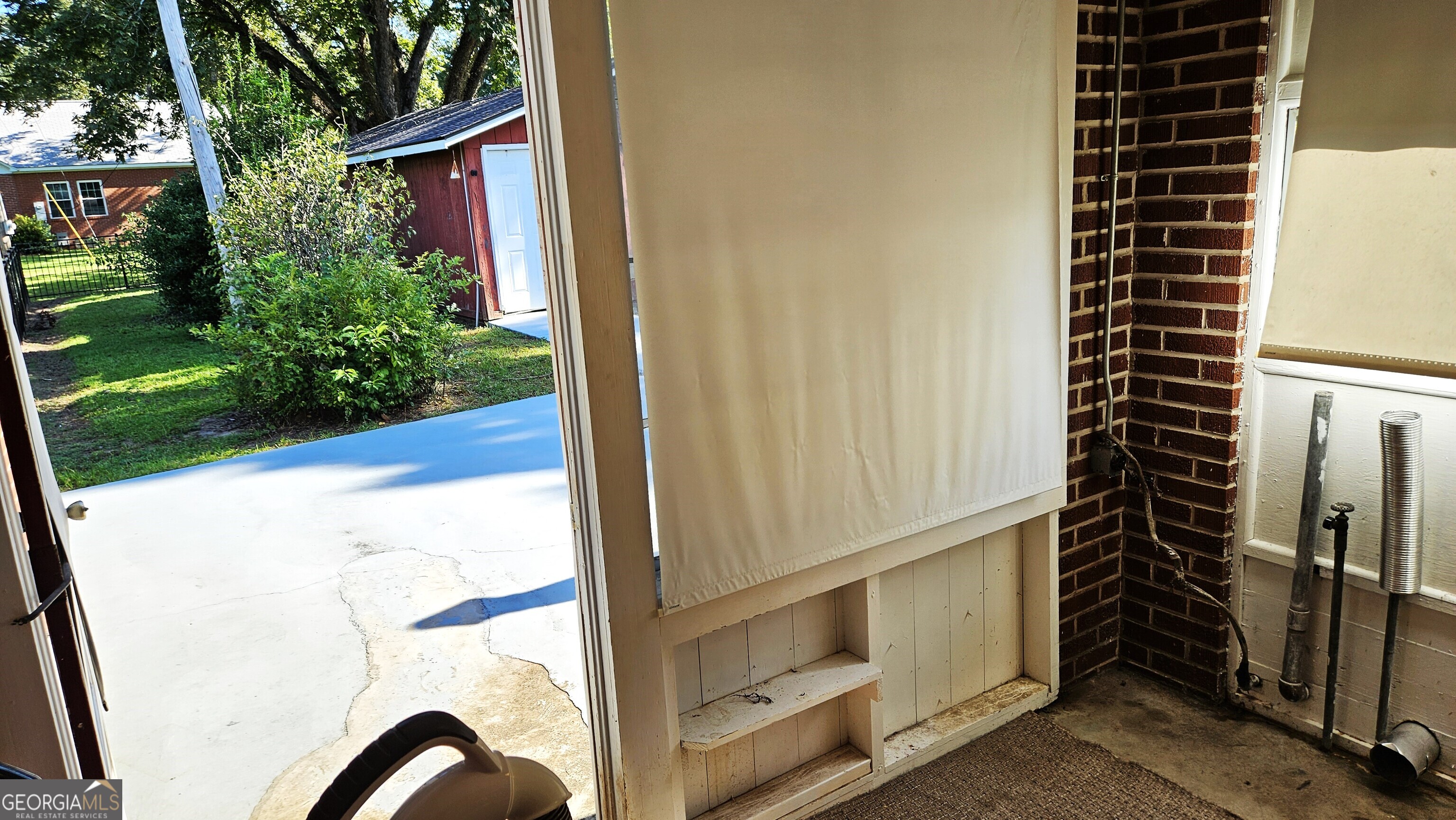 Sylvania, Georgia 30467, United States, 4 Bedrooms Bedrooms, ,2 BathroomsBathrooms,Residential,Pending,202136