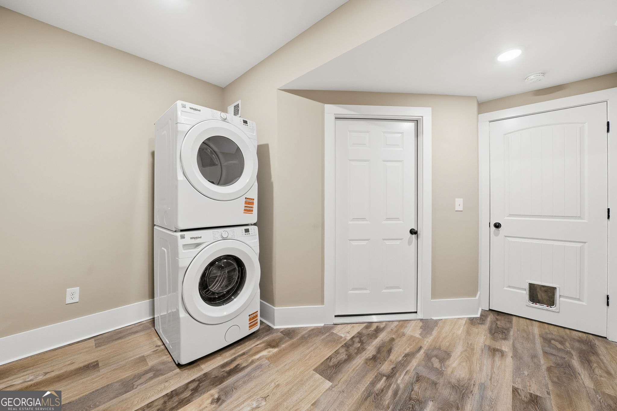 Wilshire Estates - Residential