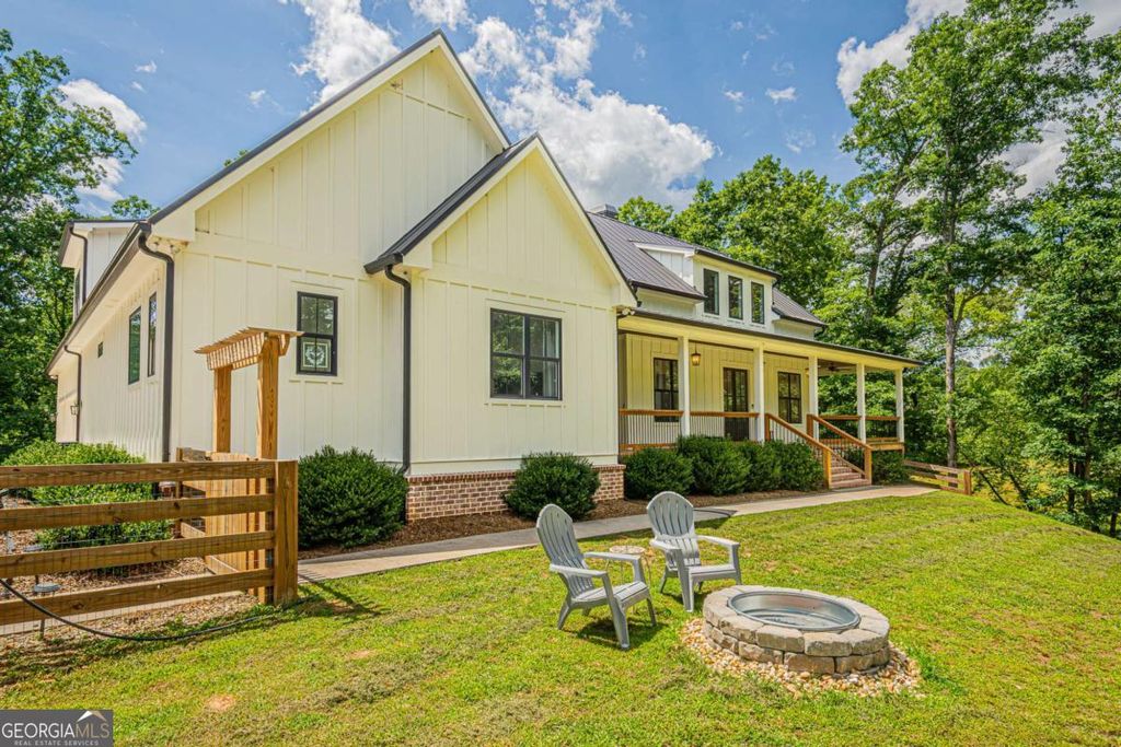 Photo of 2051 Clay Creek Falls Road, Dahlonega, GA 30533 (MLS # 10808151)