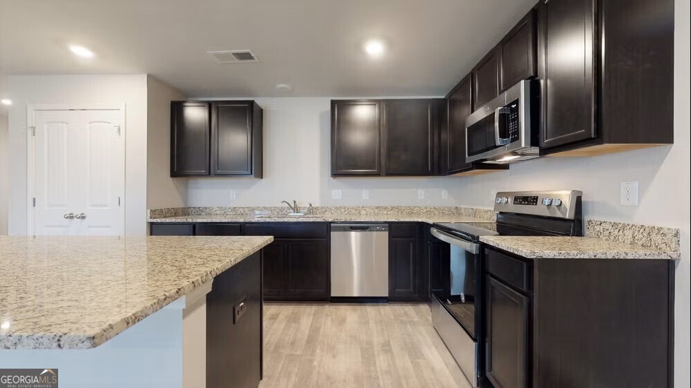328 Cody DR