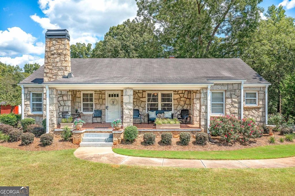 Photo of 3112 Highway 155 N, McDonough, GA 30252 (MLS # 10742917)