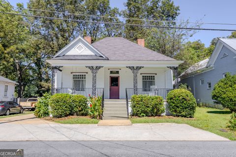 Photo of 601 W 10th Street NE, Rome, GA 30165 (MLS # 10611472)