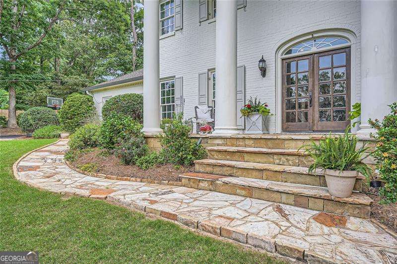 111 Cherry Hill DR