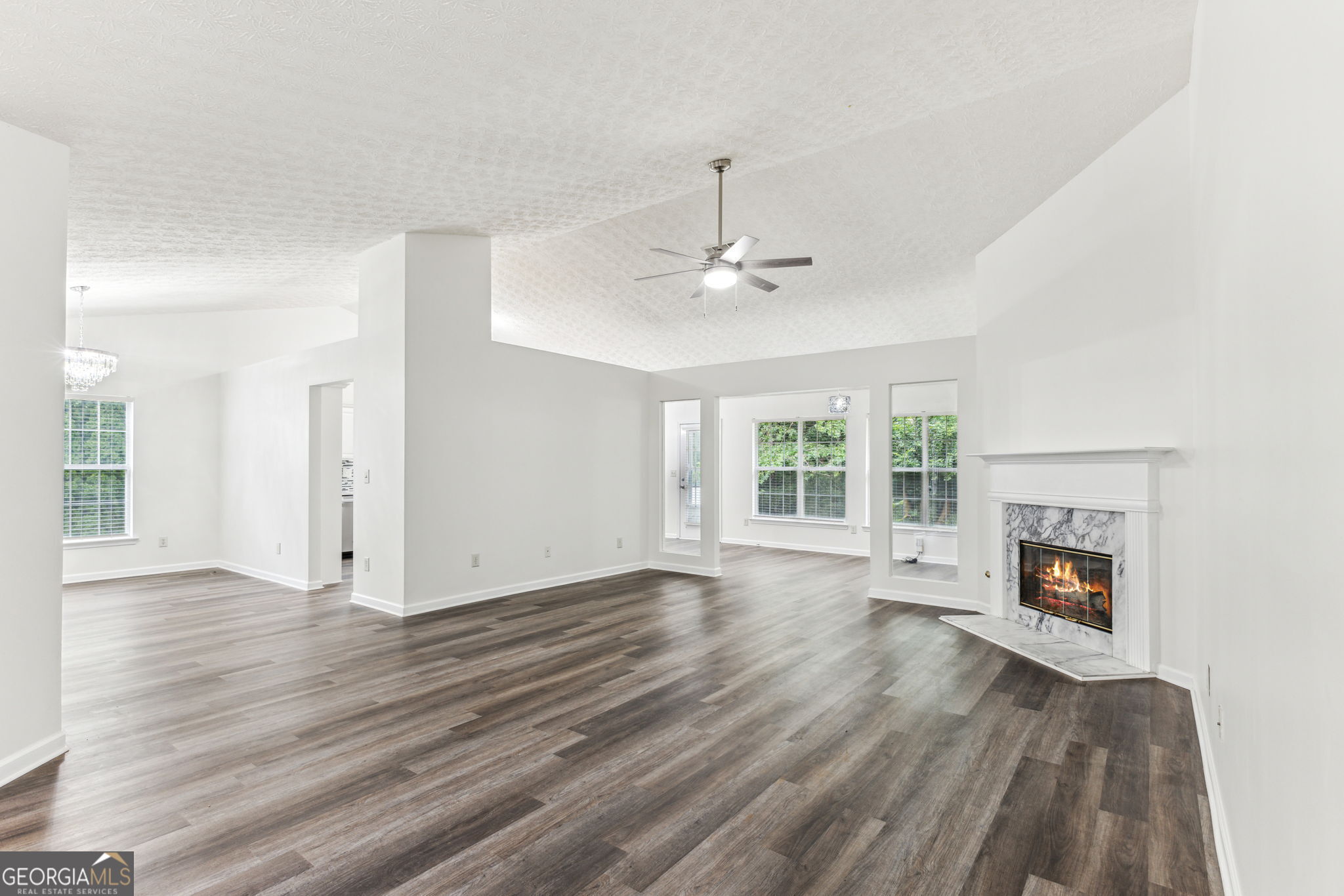 Cove Lake - Residential