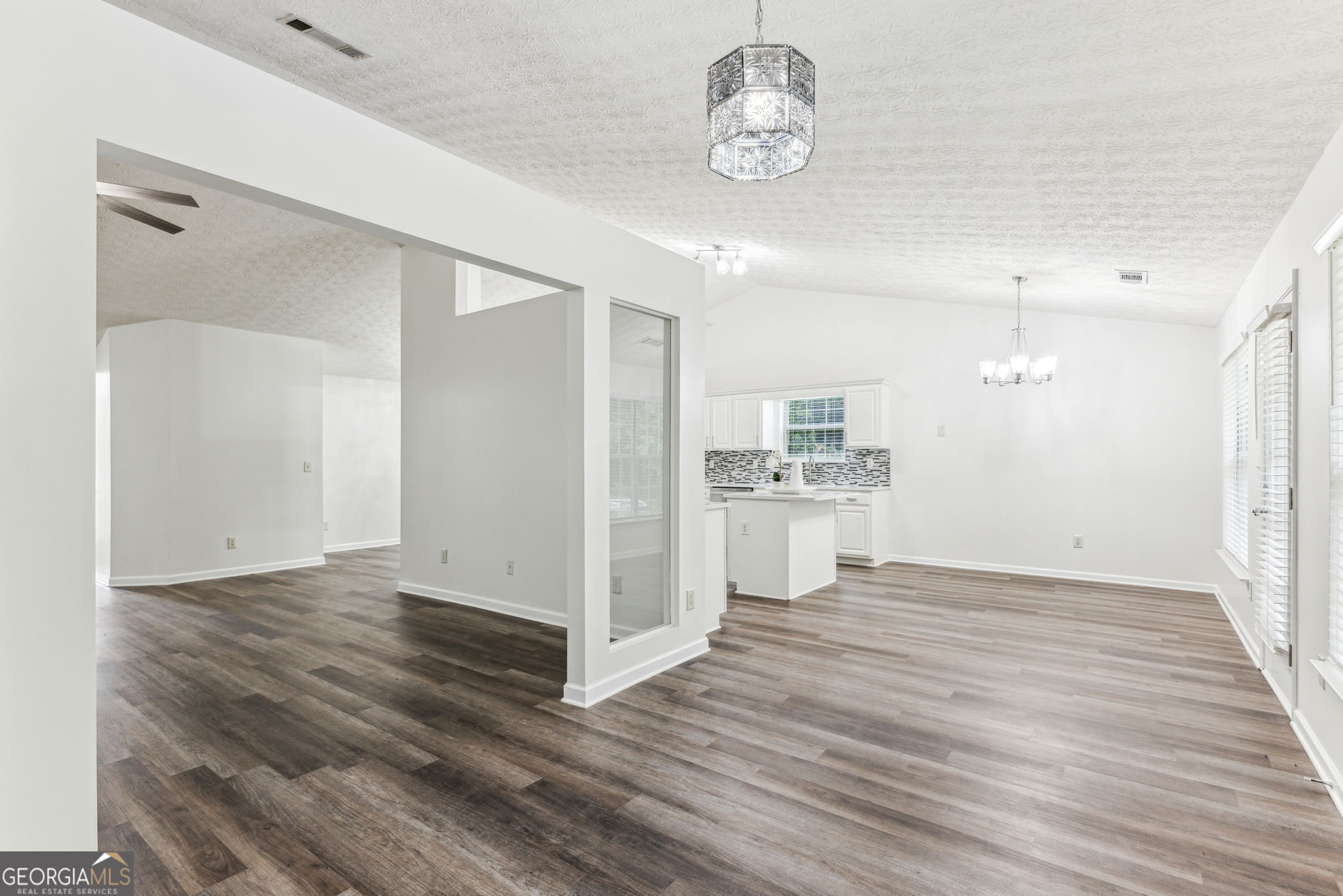 Cove Lake - Residential