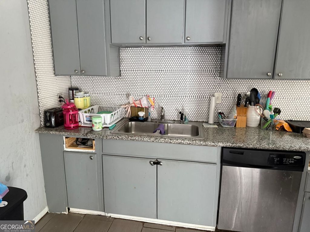 Photo of 3231 Abbeywood Drive, Decatur, GA 30034 (MLS # 10667177)