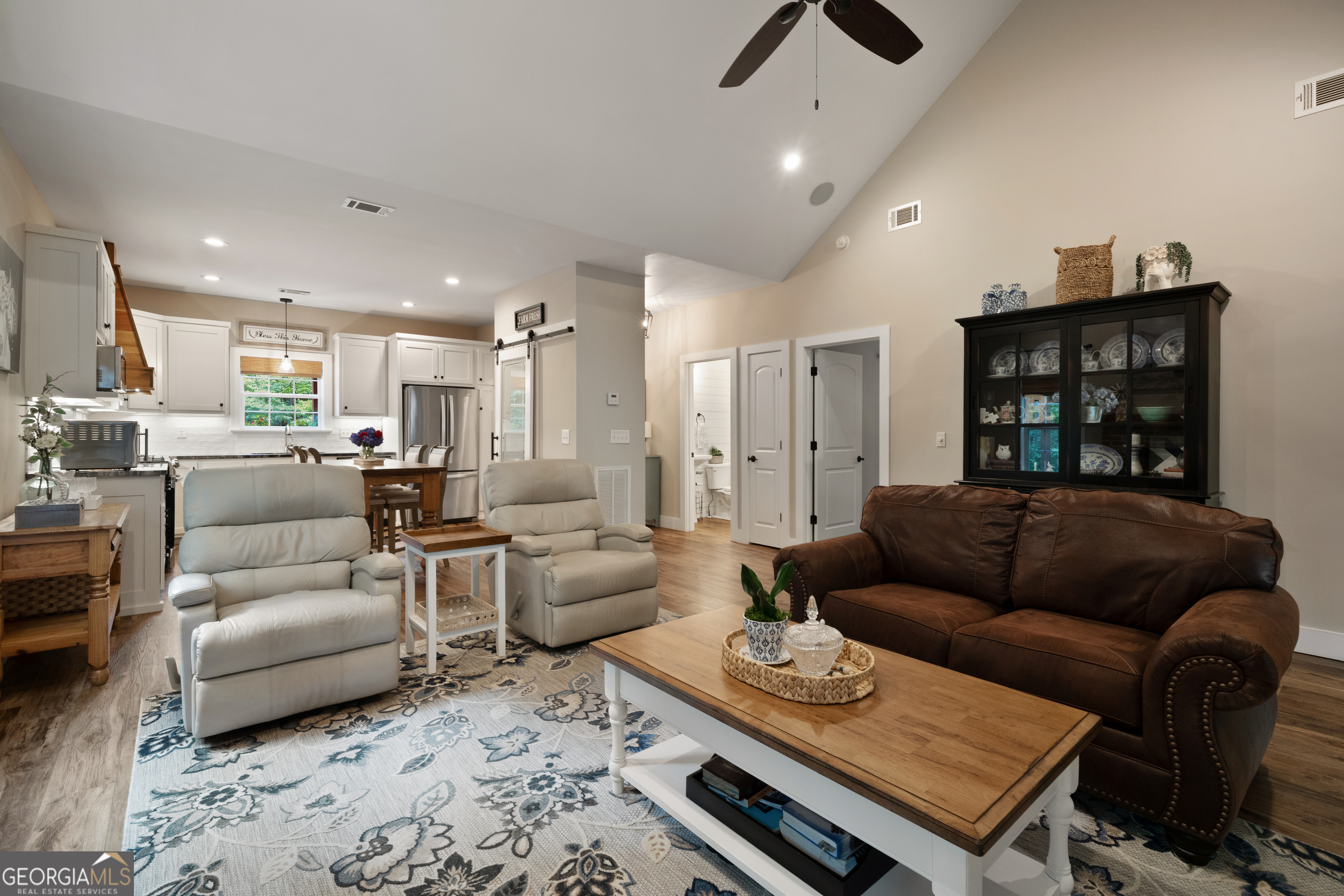 94 Chimney Ridge TRL
