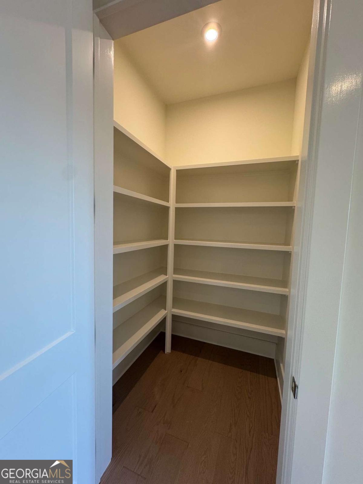 Chiswick - Residential