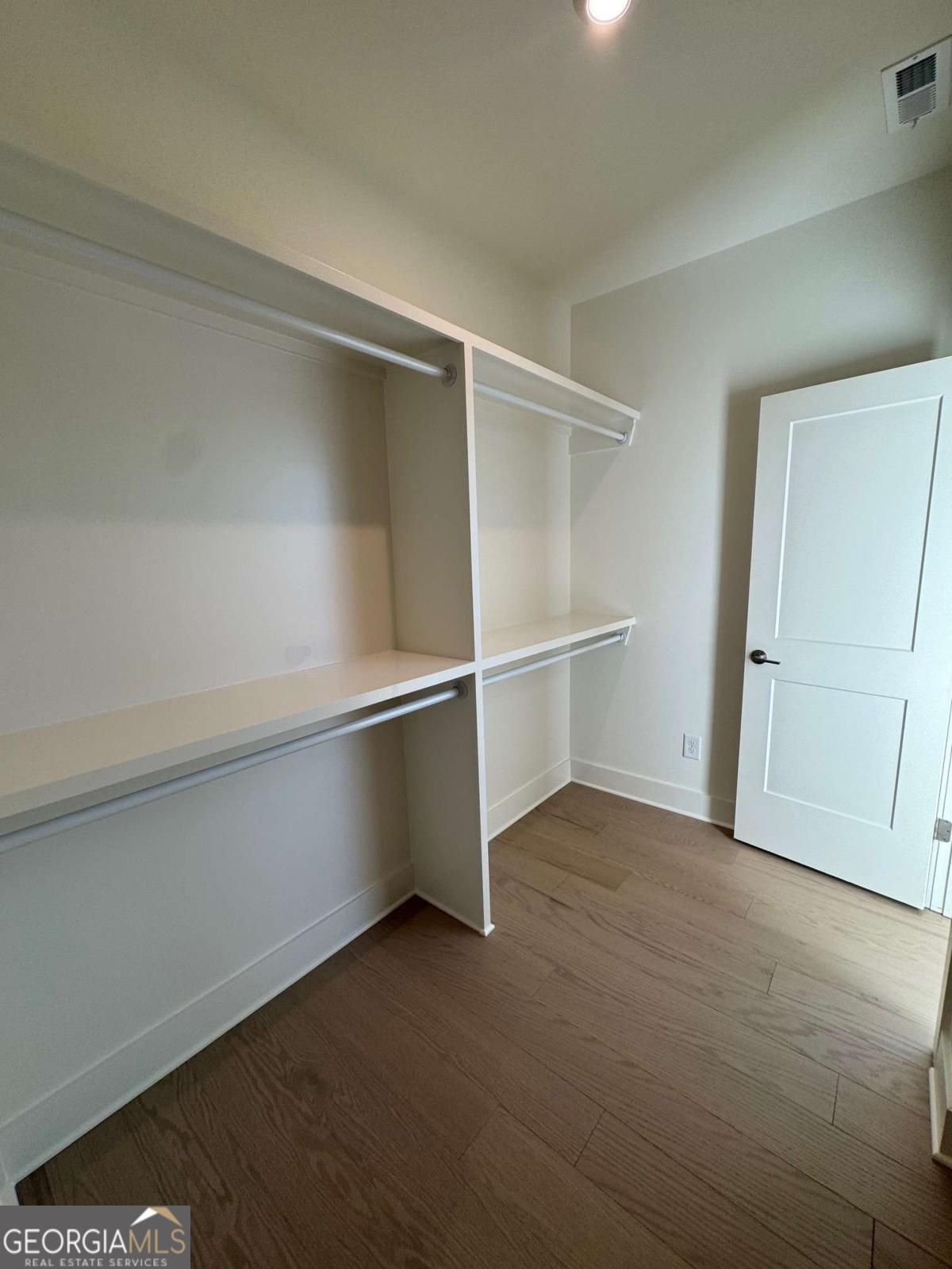 Chiswick - Residential