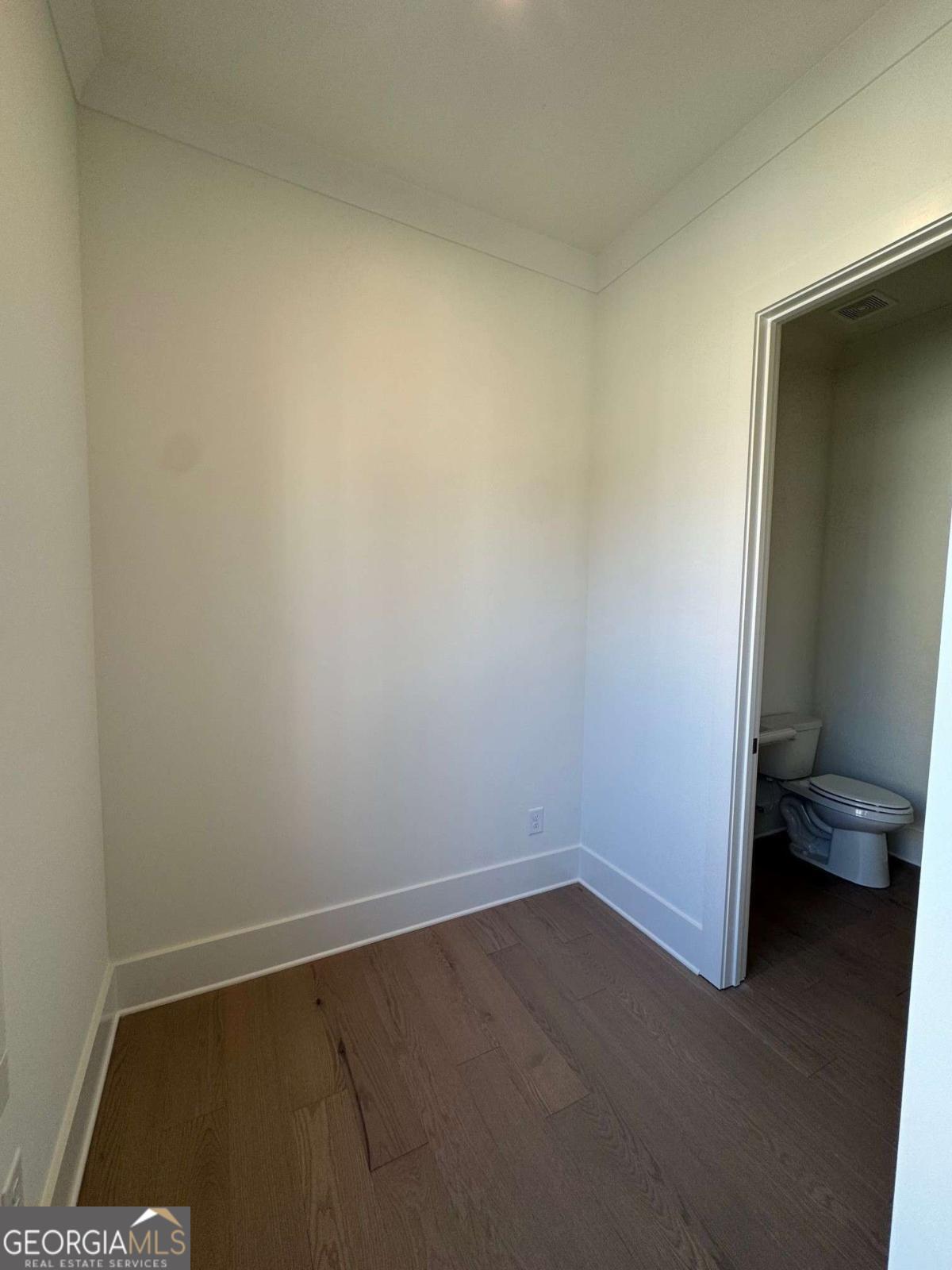 Chiswick - Residential