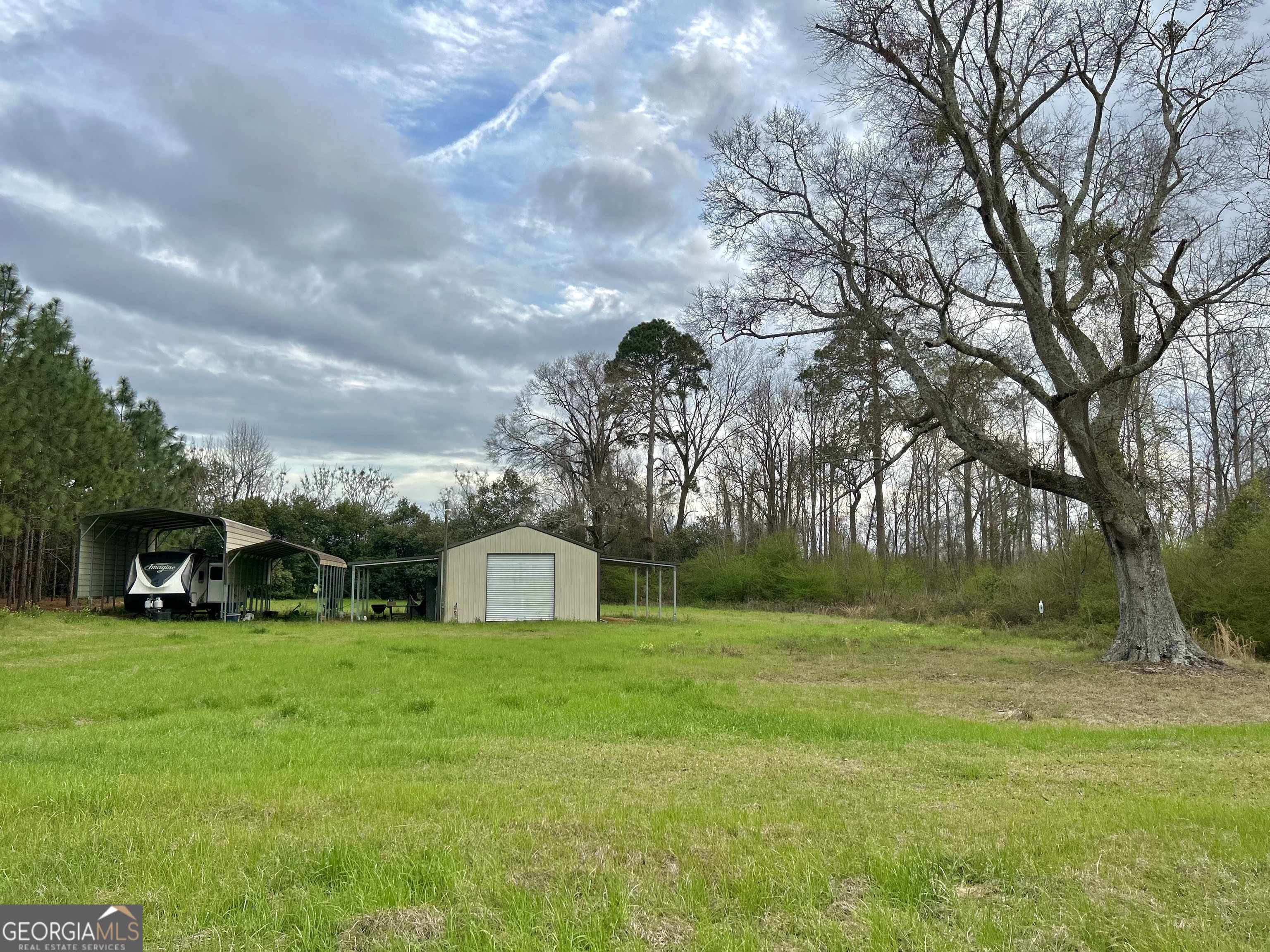668 Ten Mile RD