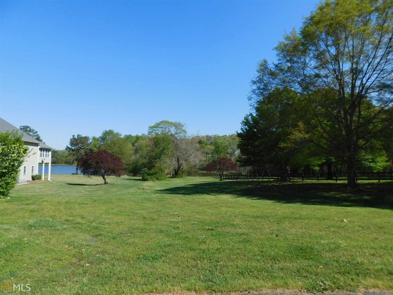 Cruce Lake - Residential