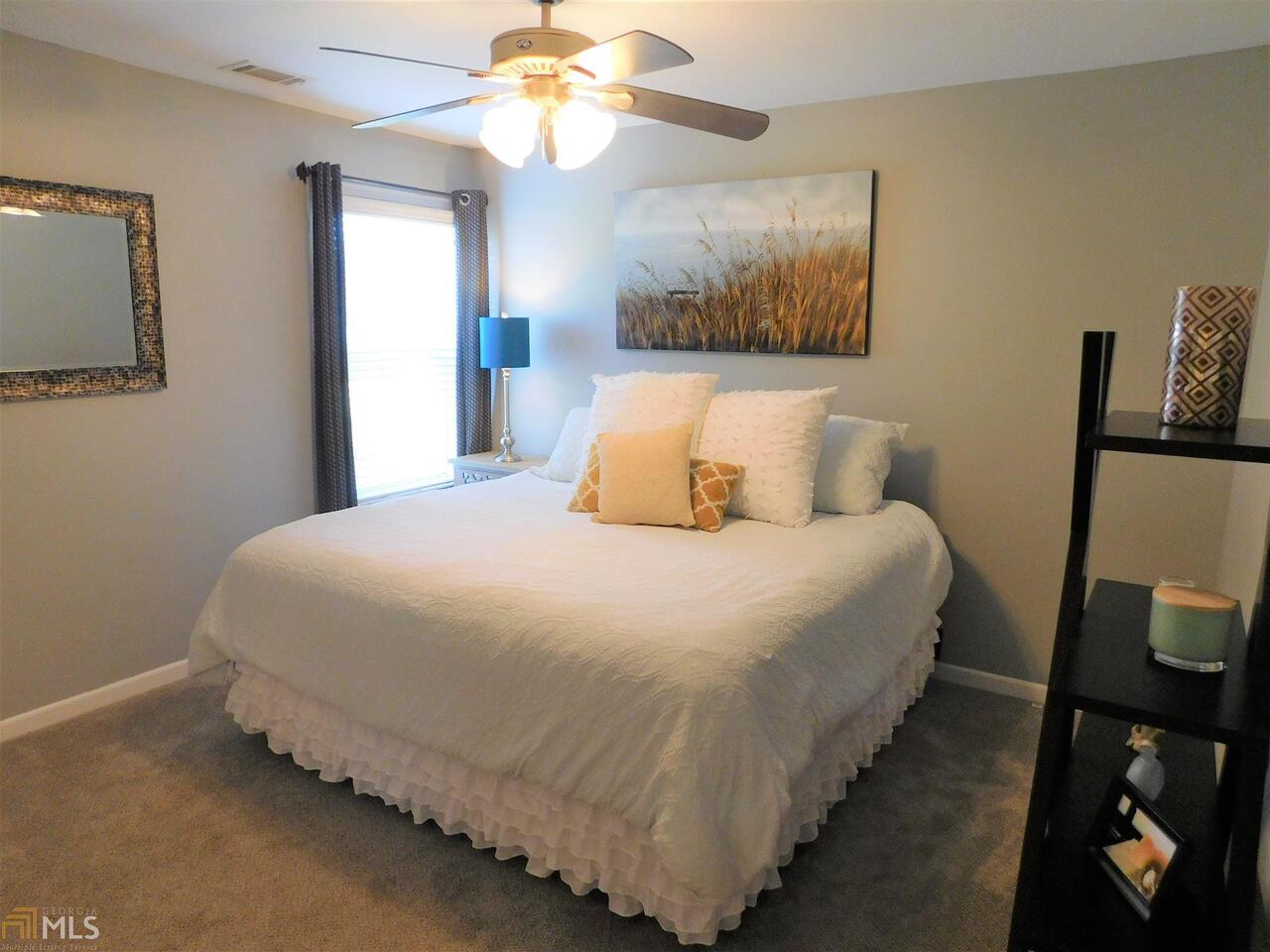 Cruce Lake - Residential
