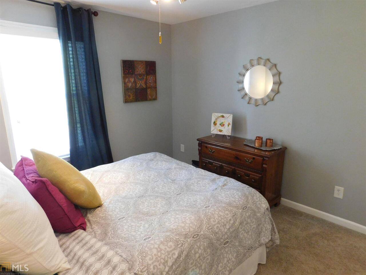Cruce Lake - Residential