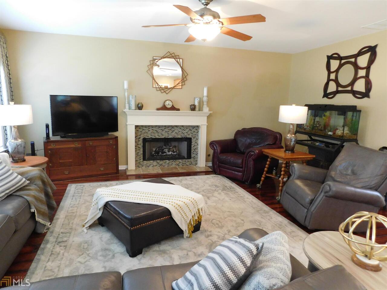 Cruce Lake - Residential