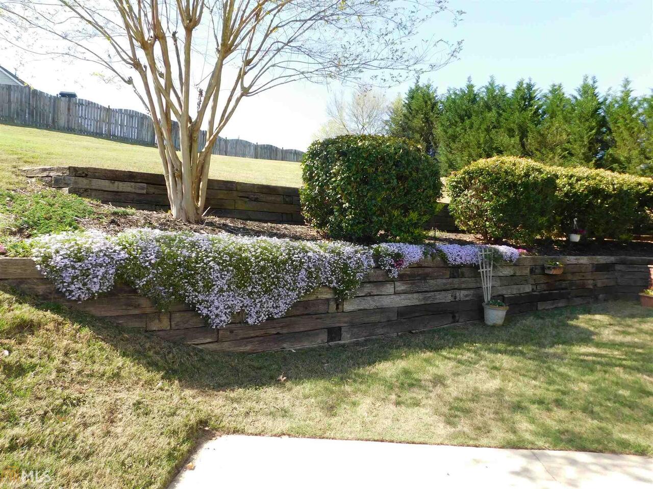 Cruce Lake - Residential
