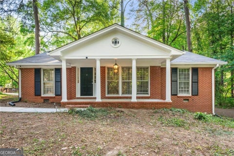 Photo of 2612 Clairmont Road NE, Atlanta, GA 30329 (MLS # 10879175)