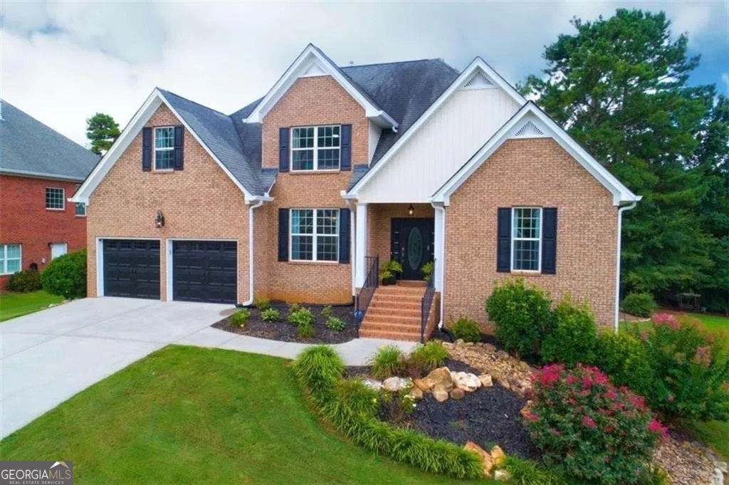 121 Meadow Creek CIR
