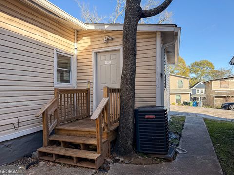Photo of 1188 SW Sims Street SW, Atlanta, GA 30310 (MLS # 10658255)