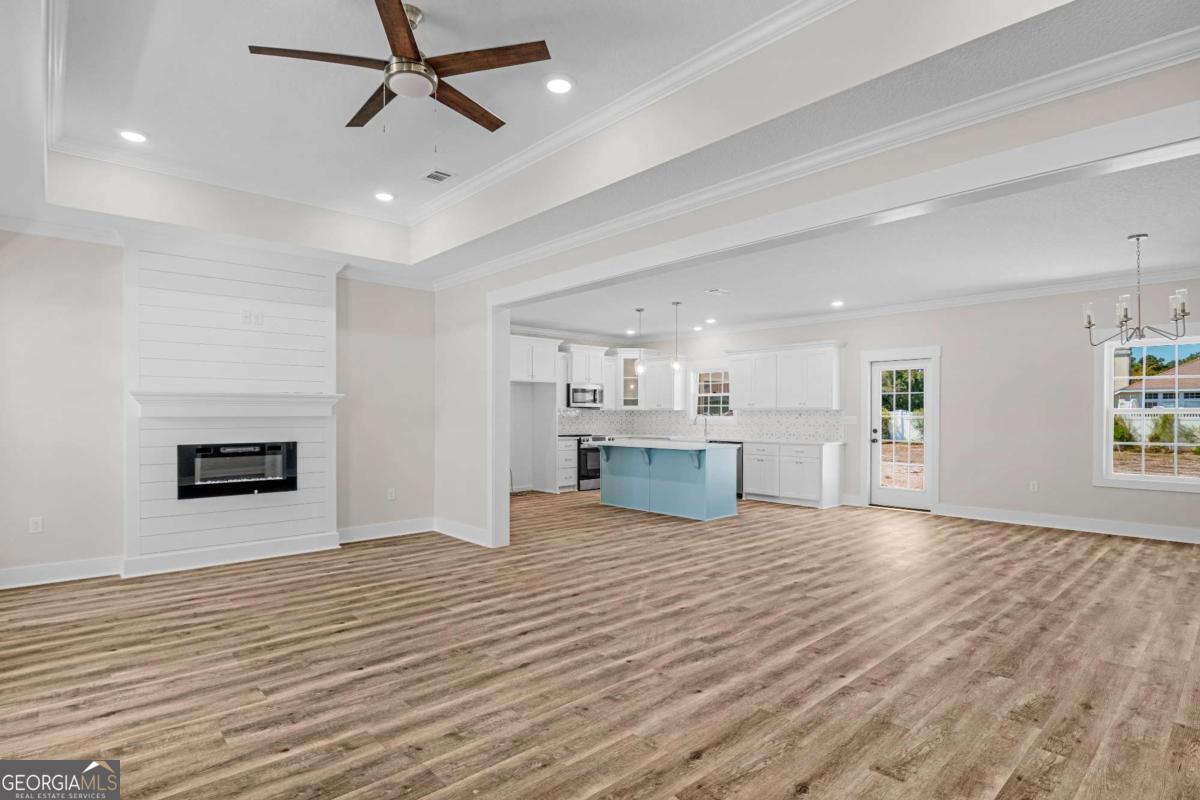 630 Saddle CIR