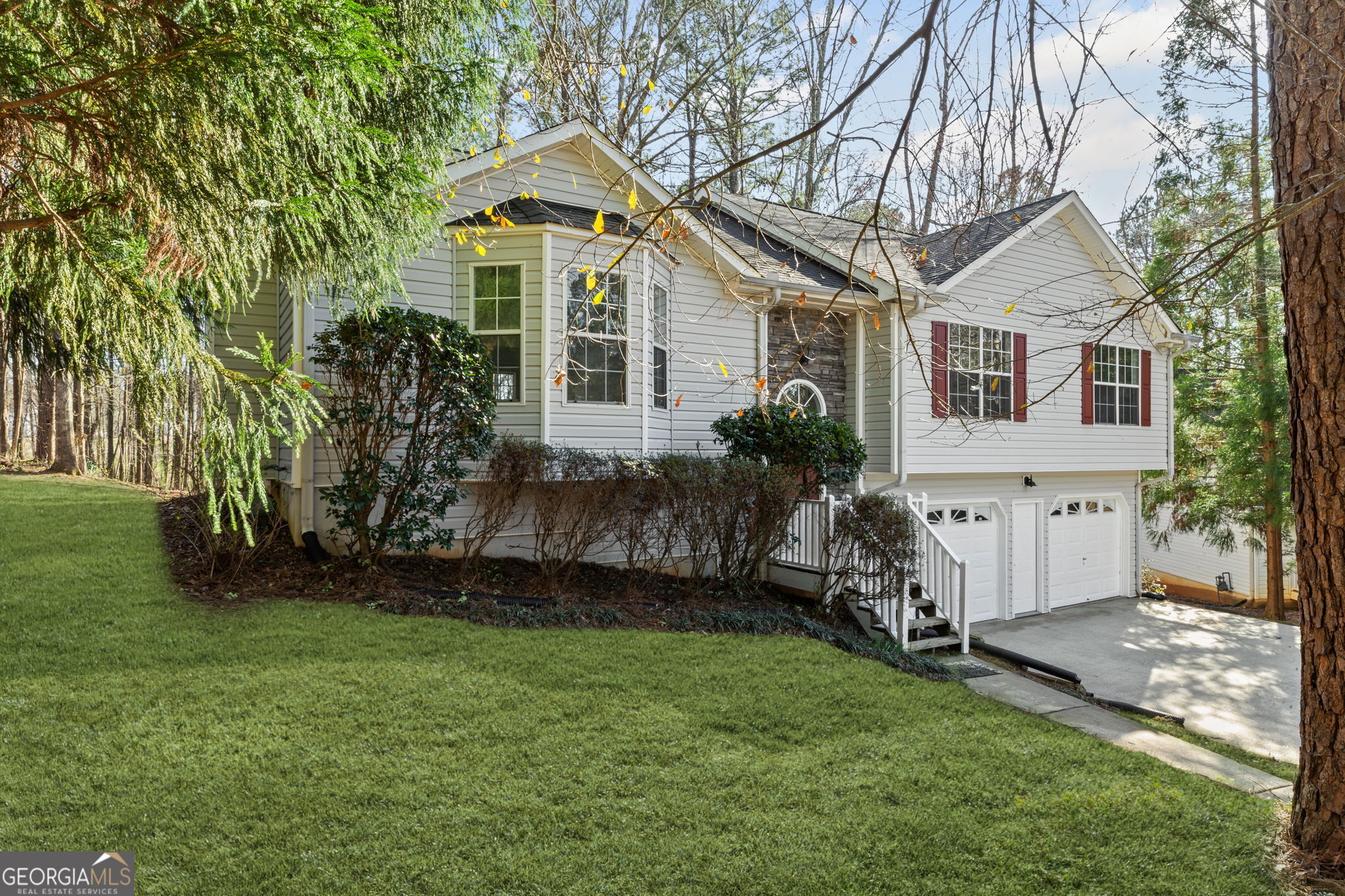 305 BRIDGEWATER TER